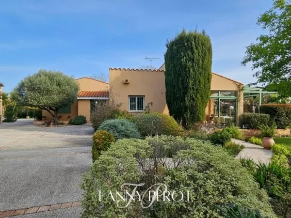 Maison de luxe 6 pièces 220 m²