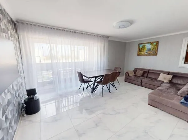 Appartement 4 pièces 90 m²