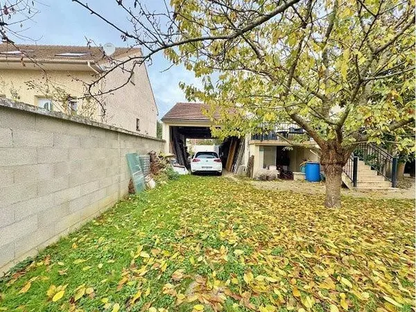 Terrain constructible 167 m²