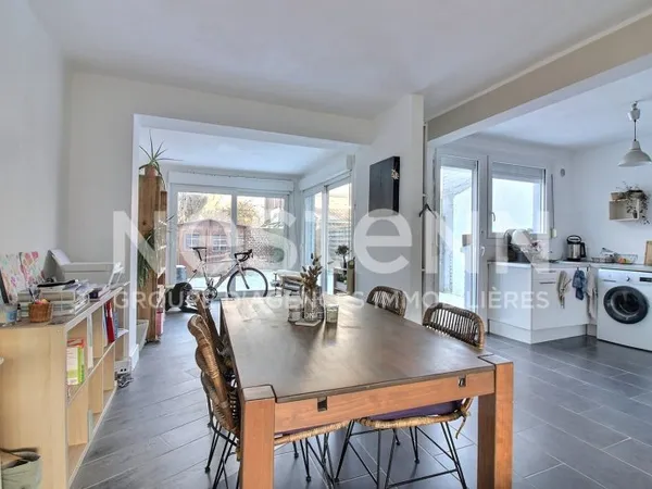 MAISON LOMME : 3 CHAMBRES ET JARDIN