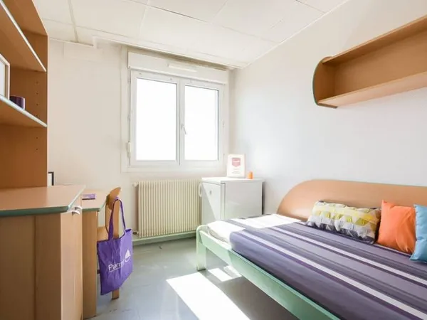 Appartement 1 pièce 13 m²