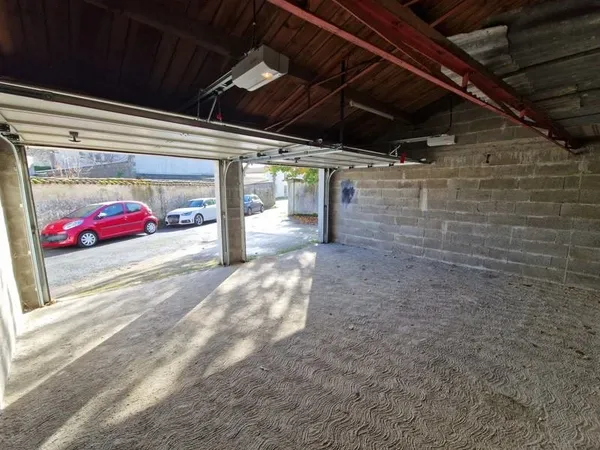 Box individuel 30 m²