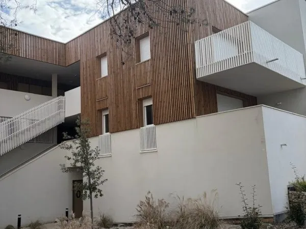 A LOUER APPARTEMENT T2 + PARKING
