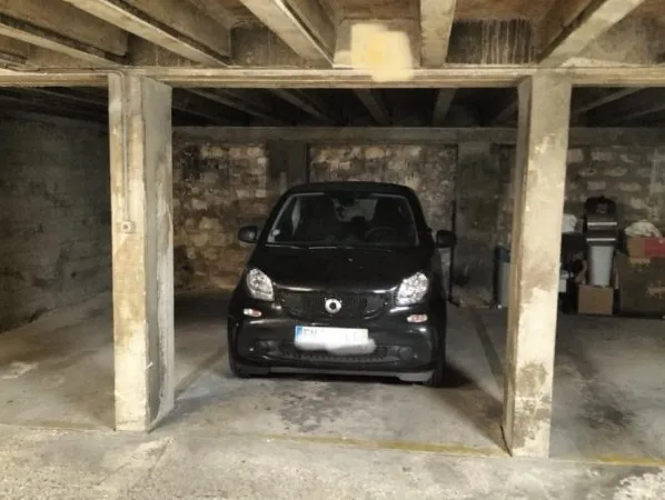 Vends parking