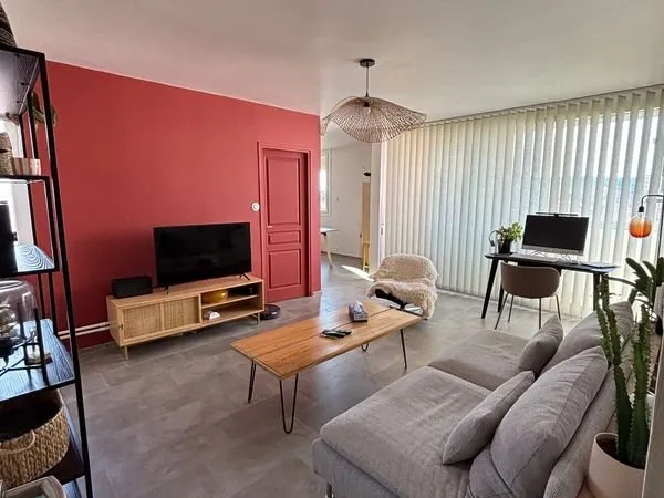 T4 lumineux de 82m² en excellent état - Avec garage - Proche centre ville - Bagnols-sur-Cèze