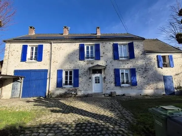 Maison 7 pièces 237 m²