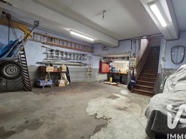 Parking 144 m²