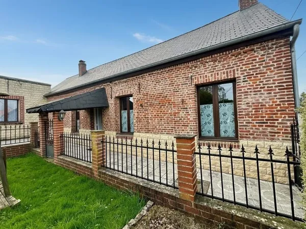 Longère individuelle avec jardin et garage