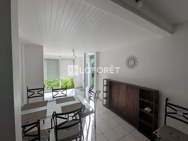 Bas villa Le Lamentin quartier BOIS CARRE 3 pièce(s) 80.258 m2
