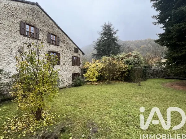 Maison 12 pièces 250 m²