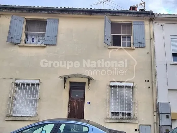 Maison à vendre et à rénover sur Monplaisir (2 appartements)