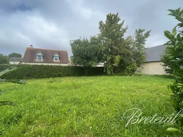 Terrain constructible 435 m²