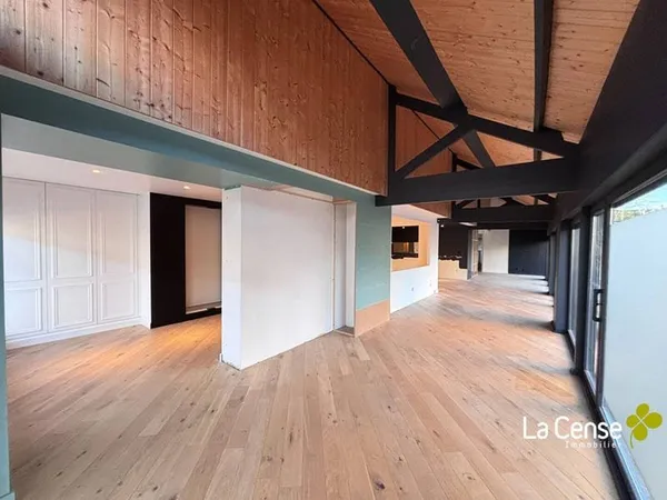Entrepôt 508 m²