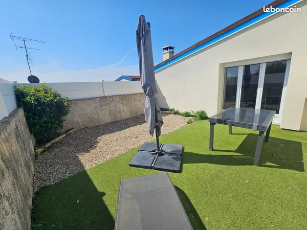 Maison - 3 pièces - 90m²