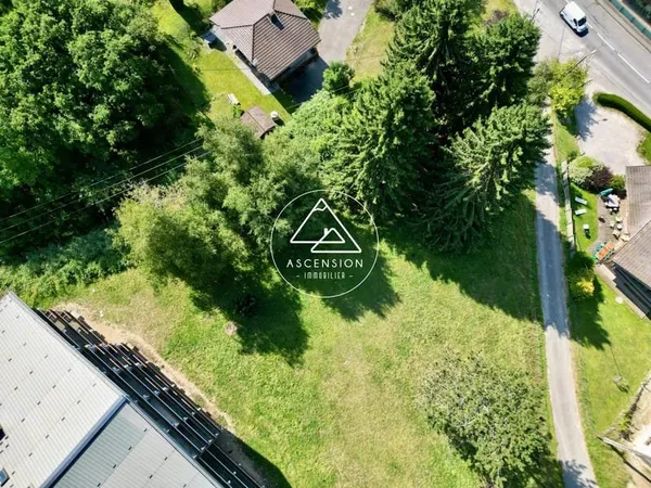 Terrain à bâtir dans le quartier recherché de l'Abbaye - Saint-Jean-d'Aulps