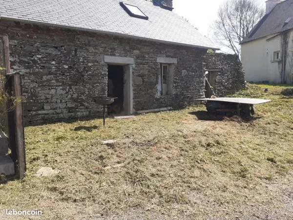 Maison Vente Plonévez-du-Faou   45000€