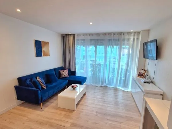 T2 rénové avec balcon