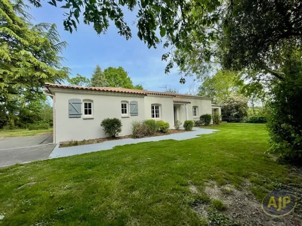 Maison 8 pièces 202 m²