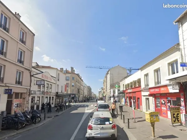 Local commercial 160 m² MONTREUIL