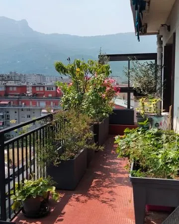 Rare à la vente PENTHOUSE AVEC TERRASSE & LOGGIA