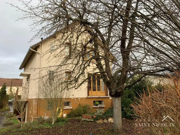 LES MUREAUX secteur VERNEUIL Maison non mitoyenne 105m2 6 pi