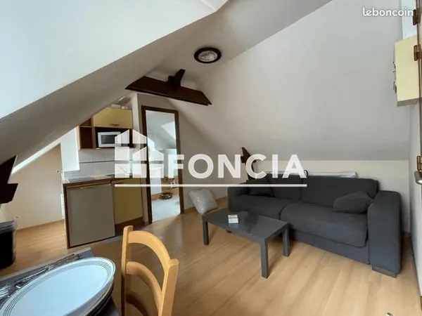 Studio 1 pièce 10 m²