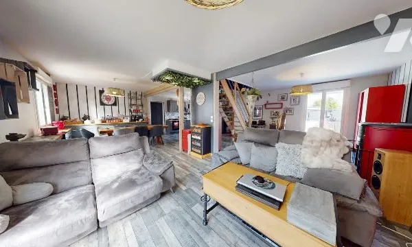 Maison 7 pièces 142 m²