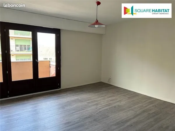 Studio 1 pièce 38 m²