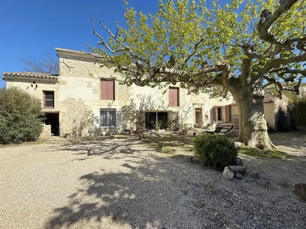 Maison 6 pièces 197 m²