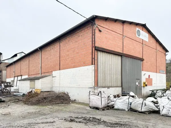 Bâtiment de 575M²