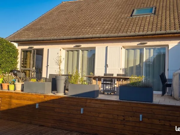 Maison familiale 6 chambres, jardin sud, piscine - Haut des Bords de Marne