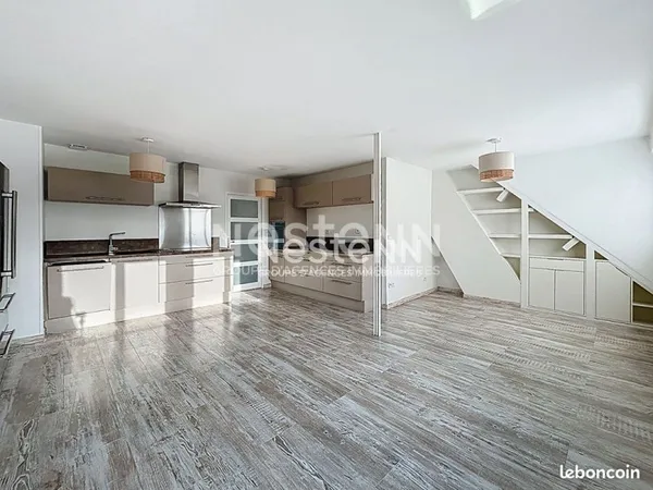 Appartement 3 pièces 77 m²