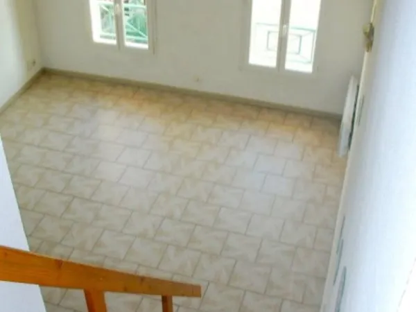 Spécial investisseurs T2 en duplex a vendre proche centre-vi