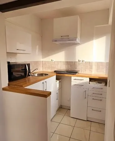🏠 À Louer : Appartement meublé 50 m² - Carignan