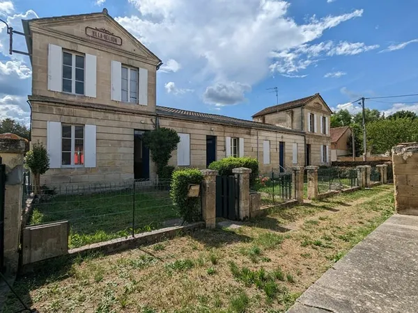ENSEMBLE IMMOBILIER PROCHE LIBOURNE