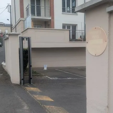 Parking extérieur