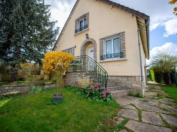 Maison familiale lumineuse au calme sans travaux