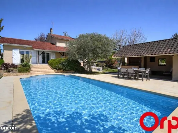 Villa 4 pièces 105 m²