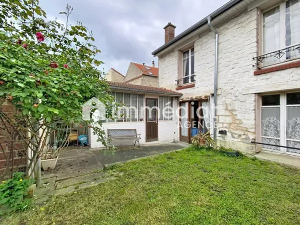 RUEIL-MALMAISON CŒUR DE VILLE Ensemble immobilier de caractère