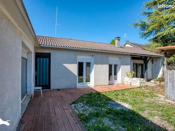 Maison 6 pièces 141 m²
