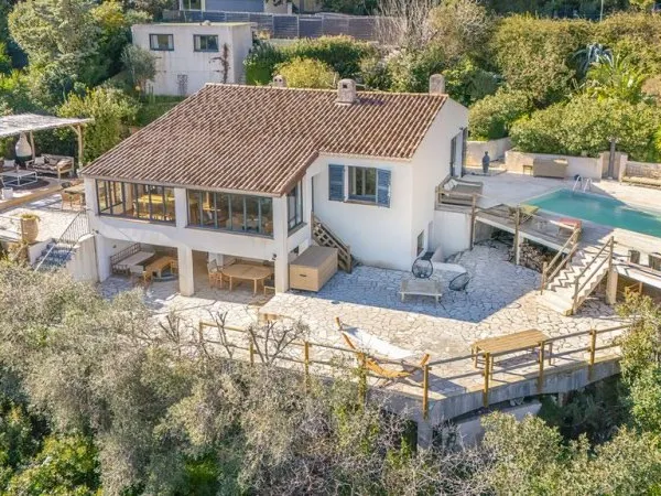 Villa 7 pièces 182 m²