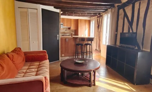 Charme de l'ancien et calme rare au coeur du 11e