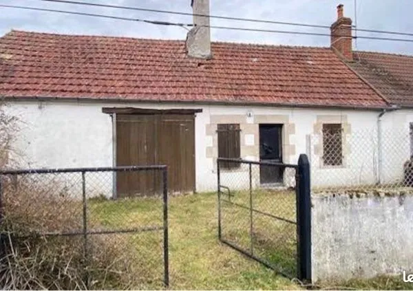 Maison dans un coin de campagne