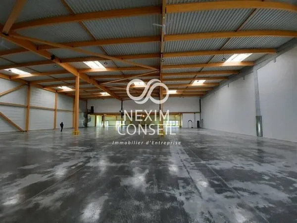 Local d'activité 2963 m²