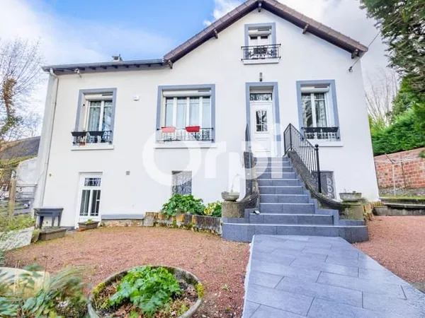Maison 7 pièces 229 m²