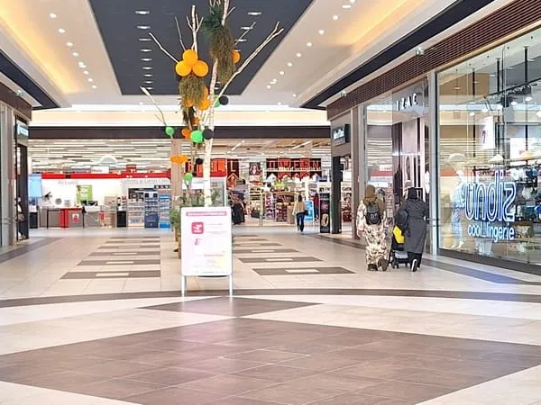 Fonds de commerce 170m2 secteur baléone