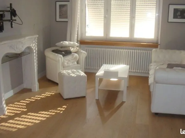 Maison mitoyenne F5 115 m² rénovée avec goût + jardin