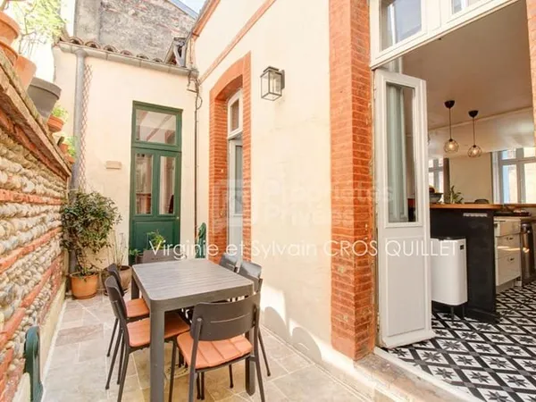 Maison de ville avec cour et souplex 134 m2