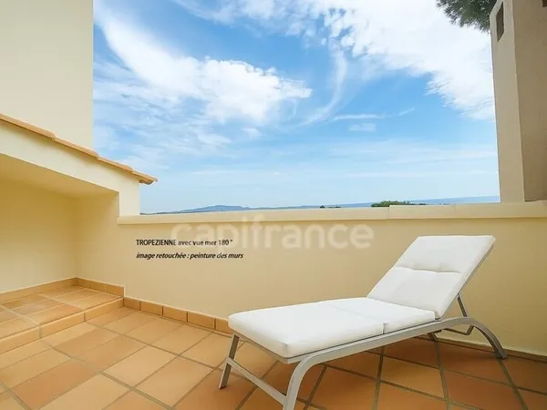 Vue mer, calme et jardin à Bandol - T4 en triplex de 95 m² Carrez