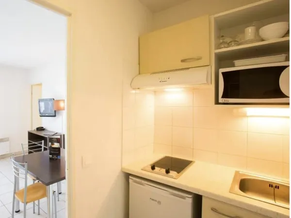 Studio 1 pièce 19 m²
